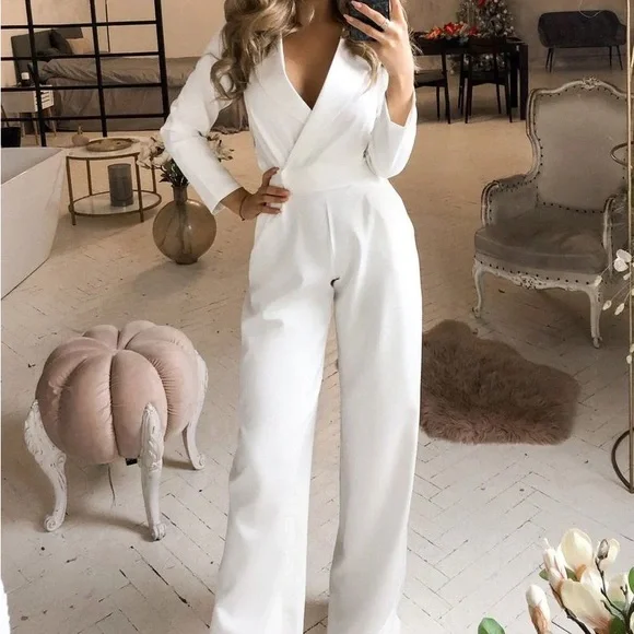 Elegant White Jumpsuit - Picture 3 of 5